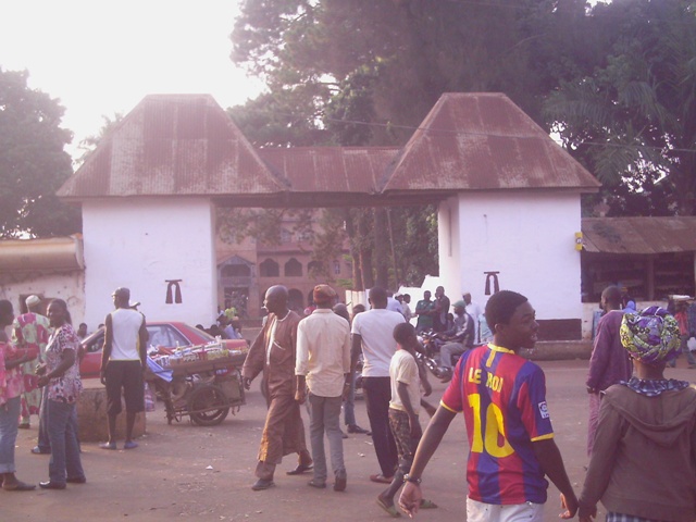 Nguon 2010 au Cameroun en images ; L'entre du palais Bamoun