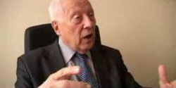 Interview de Guy Penne, ex-conseiller de Franois Mitterrand