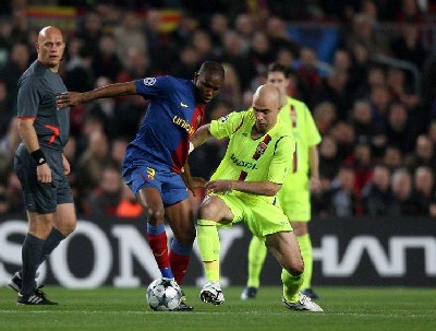 Ligue des Champions : FC Barcelone - Lyon : Eto'o face  Cris