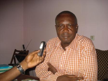 Monsieur KOUAM, secrtaire gnral de 
        linstitut suprieure de technologie et de management ( ISTM) douala cameroun