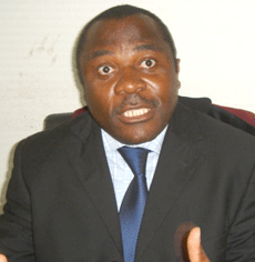 Le Dr James Mouangue Kobila 