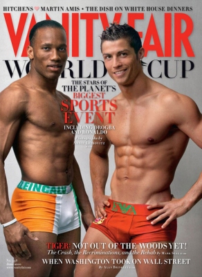 Didier Drogba et Cristiano Ronaldo dans le cadre dune publicité ; pour Vanity Fair