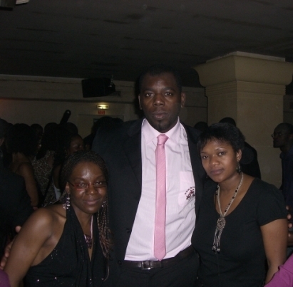 Njeuyi, Marisole & une amie