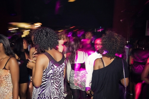 Bonaberi.com Be Class Party 21/60