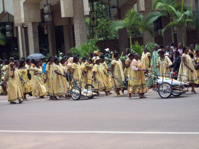 La journ�e de la femme au Cameroun ; Des femmes actives