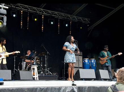 A la rencontre de Kaissa, artiste camerounaise World Music ;  Festival La Haye, Juin 2010