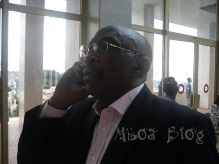 C�r�monie de d�gustation de produits locaux camerounais le 30 Juillet 2010 ; Bernard Njonga