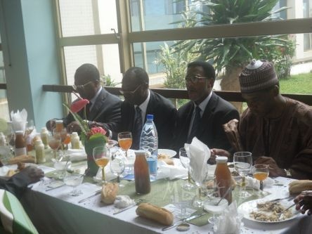C�r�monie de d�gustation de produits locaux camerounais le 30 Juillet 2010