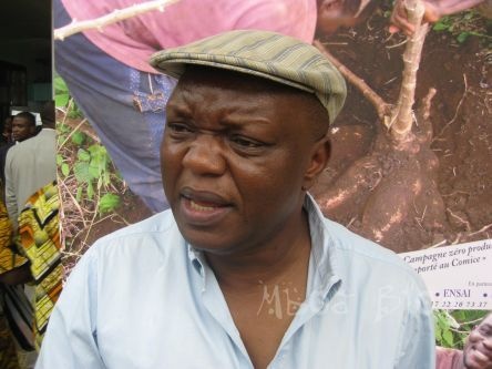 C�r�monie de d�gustation de produits locaux camerounais le 30 Juillet 2010 ; Bassek Ba Kobhio