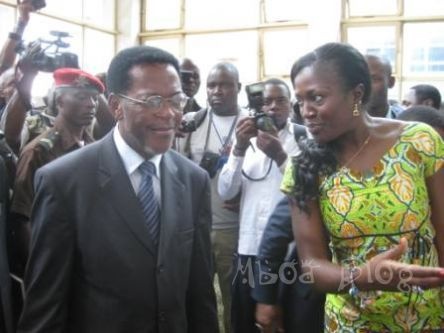 C�r�monie de d�gustation de produits locaux camerounais le 30 Juillet 2010