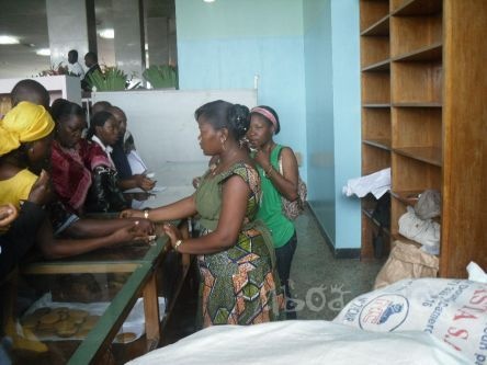 C�r�monie de d�gustation de produits locaux camerounais le 30 Juillet 2010