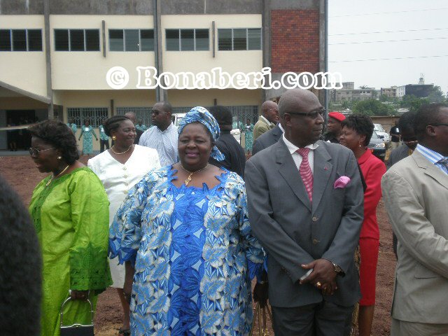 Maire de Douala V