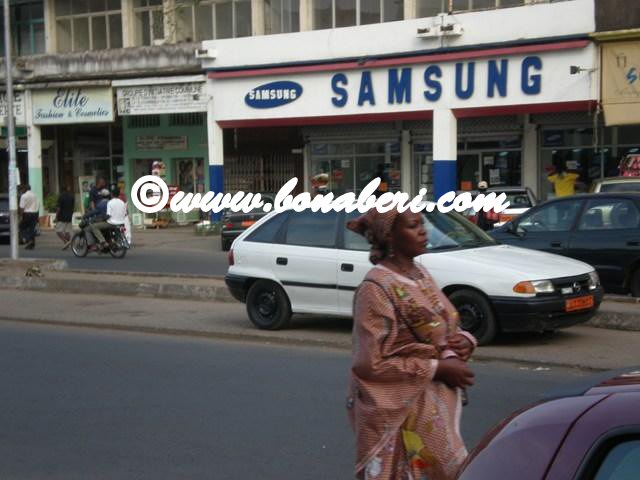 Comme chaque anne, les femmes ont port le pagne