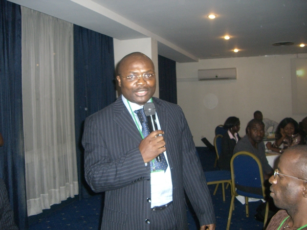 M. L�opold Nguiffo, Directeur commercial Activa Assurances