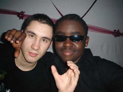 Samedi, c'�tait Ambiance tout couleur, les blacks dansaient la House et les whites se d�hanchaient sur du manganbeu... 
