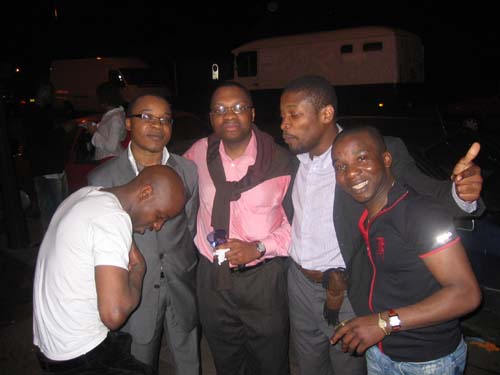 Les anciens �taient dans la place