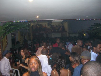 Les gens taient verss jusqu'!!!!!