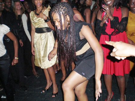 La piste de danse a vibr...