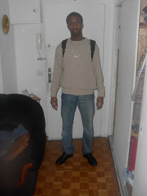 Certains l'appellent Moyo...