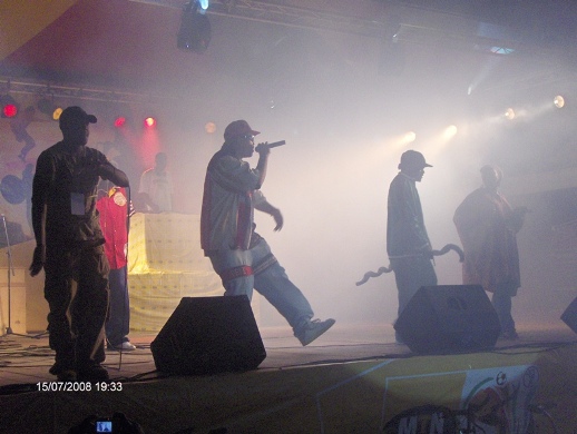 Les rap conteurs sur scne...