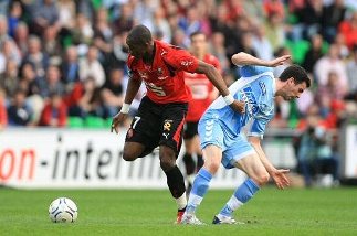 Mbia, tout en puissance