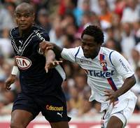 Makoun a peine  s'imposer dans l'entrejeu