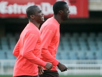 Eto'o est rest  Barcelone