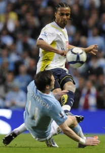 Assou-Ekotto a livr un match solide face  Manchester City