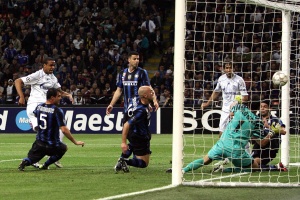 Matip a inscrit son premier but en ligue des champions face  l'Inter