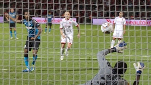 Apoula Edel et l'Hapoel se sont inclins face au PSV