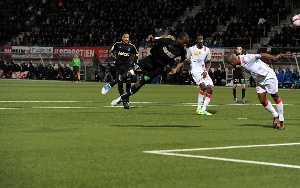 Mbia a inscrit un superbe but face  Nancy