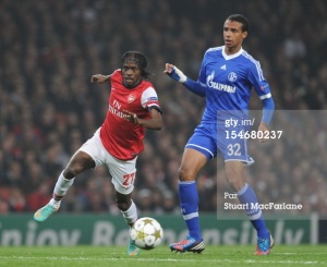 Jol Matip  la lutte avec Gervinho