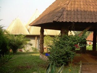 Une vue de la chefferie de Bafoussam