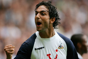 Mido, trs mcontent de sortir, l'a fait savoir  son coach