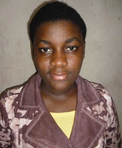 Paule Rose Delima Tchombe, mention trs bien au Bac  15 ans