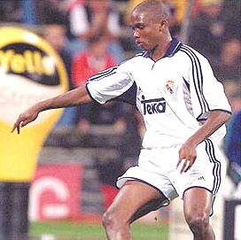 Samuel Eto'o a dj port les couleurs du Real Madrid