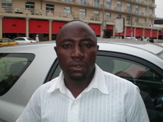 Noumoye Serge, informaticien  Akwa