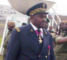 Francis Fa Yengo, gouverneur du Littoral